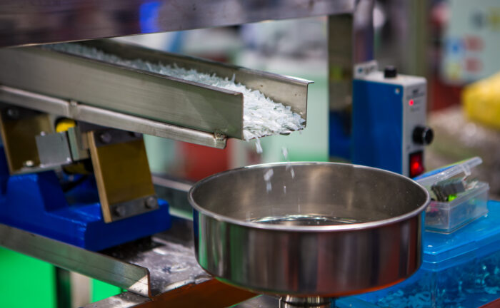 Metal detector and separator in manufacture industry